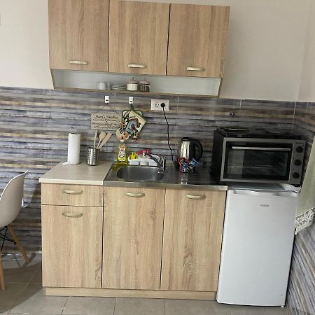 R&B Apartment City Center Ohrid Esterno foto